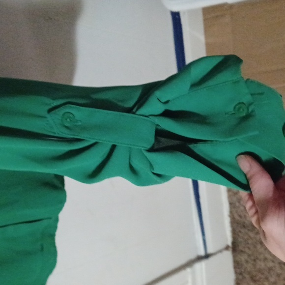 The Limited button-up Green blouse silk size large EUC - Picture 4 of 5